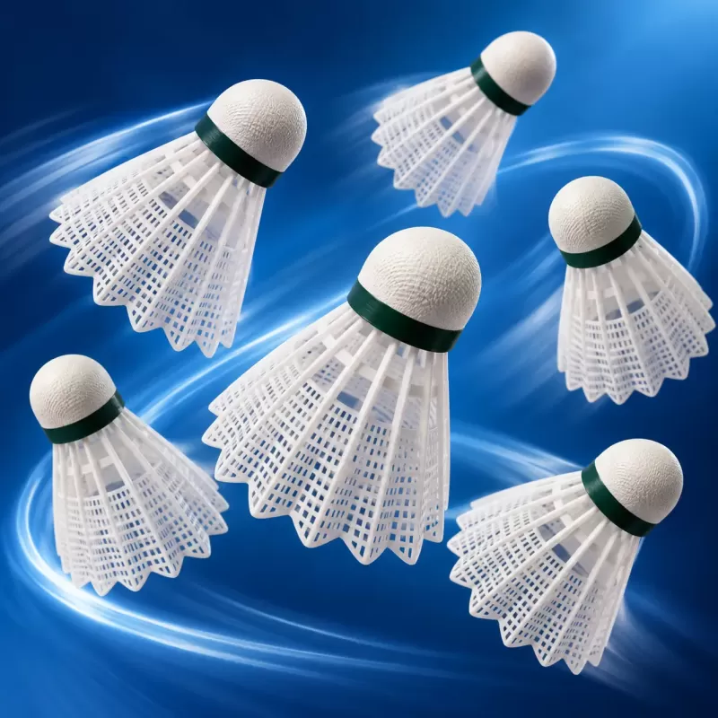 Set cu 6 fluturasi pentru badminton din nylon si cap din spuma