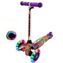 Trotineta cu 3 roti si luminite multicolore, Mov