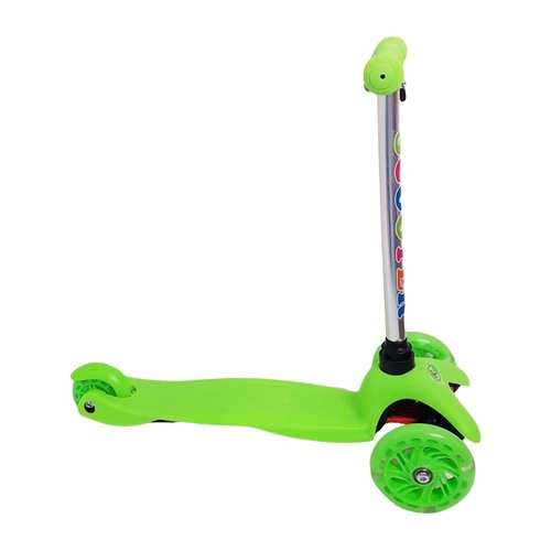Trotineta cu 3 roti si luminite multicolore, Verde