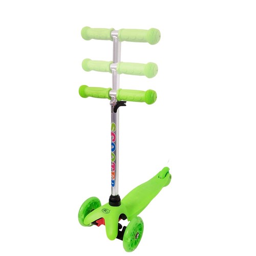 Trotineta cu 3 roti si luminite multicolore, Verde