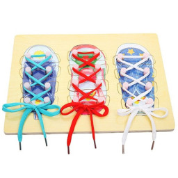 Joc Montessori lemn “Invatam sa legam sireturile”