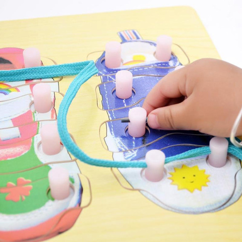 Joc Montessori lemn “Invatam sa legam sireturile”