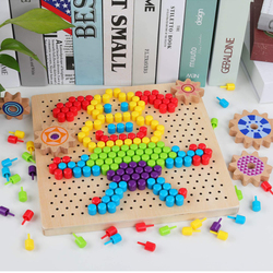 Jocul mozaic din lemn cu pioneze