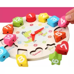 Jucarie 3 in 1 Ceas, Puzzle si Joc de snuruit din lemn