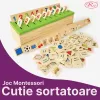 Joc Montessori RCO in limba romana/engleza, de clasificare, sortare si asociere, 88 piese, din lemn