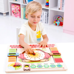 Jucarie calendar cu ceas din lemn, Ursulet, in limba engleza, 45 x 45 cm