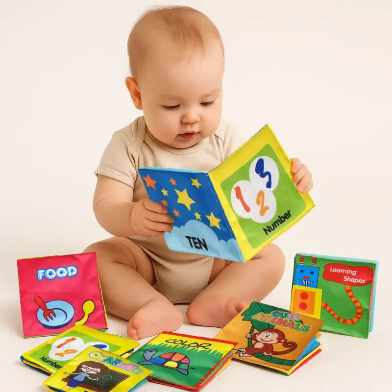 Set 6 carti senzoriale si fosnaitoare din material textil multicolor pentru bebelusi cu tematici diverse, potrivite +6 luni, 4 pagini/8 fețe, 10x10x4 cm