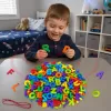 Set educational Montessori cu 160 de litere colorate A–Z pentru snuruit, sortare si formarea cuvintelor