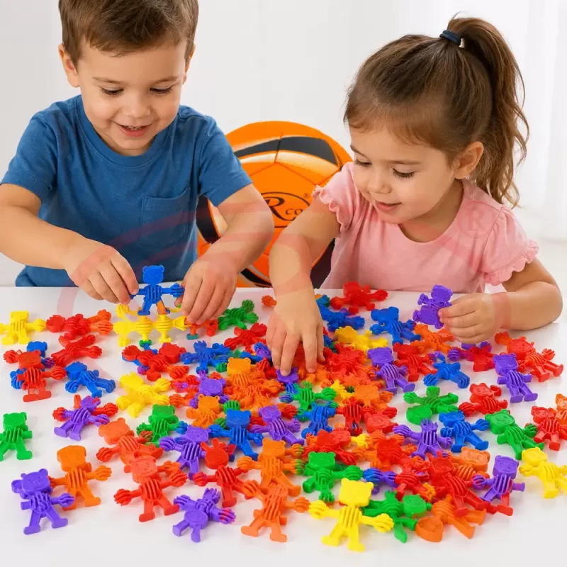 Set de constructie STEM Fun Blocks Educational cu aproximativ 34 de piese colorate in forme de animale si plansa cu modele