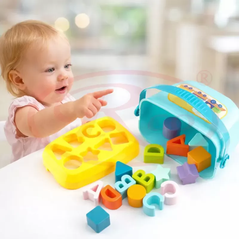 Cutie sortator cu forme geometrice si litere Baby First Blocks pentru invatare prin joaca, 16 piese colorate